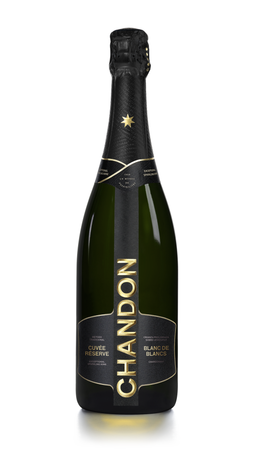 Una botella de Cuvée RÉSERVE BLANC DE BLANCS producida en CHANDON Argentina, Mendoza