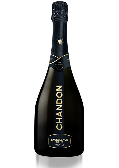 Uma garrafa de CHANDON Excellence Brut produzida no Brasil