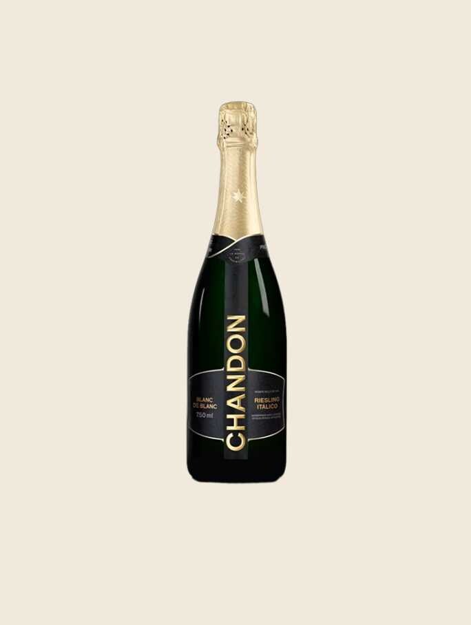 Garrafa de CHANDON blanc de blanc produzida no Brasil