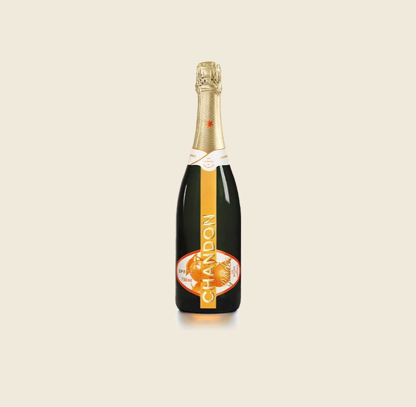 Garrafa de CHANDON garden spritz produzida no Brasil