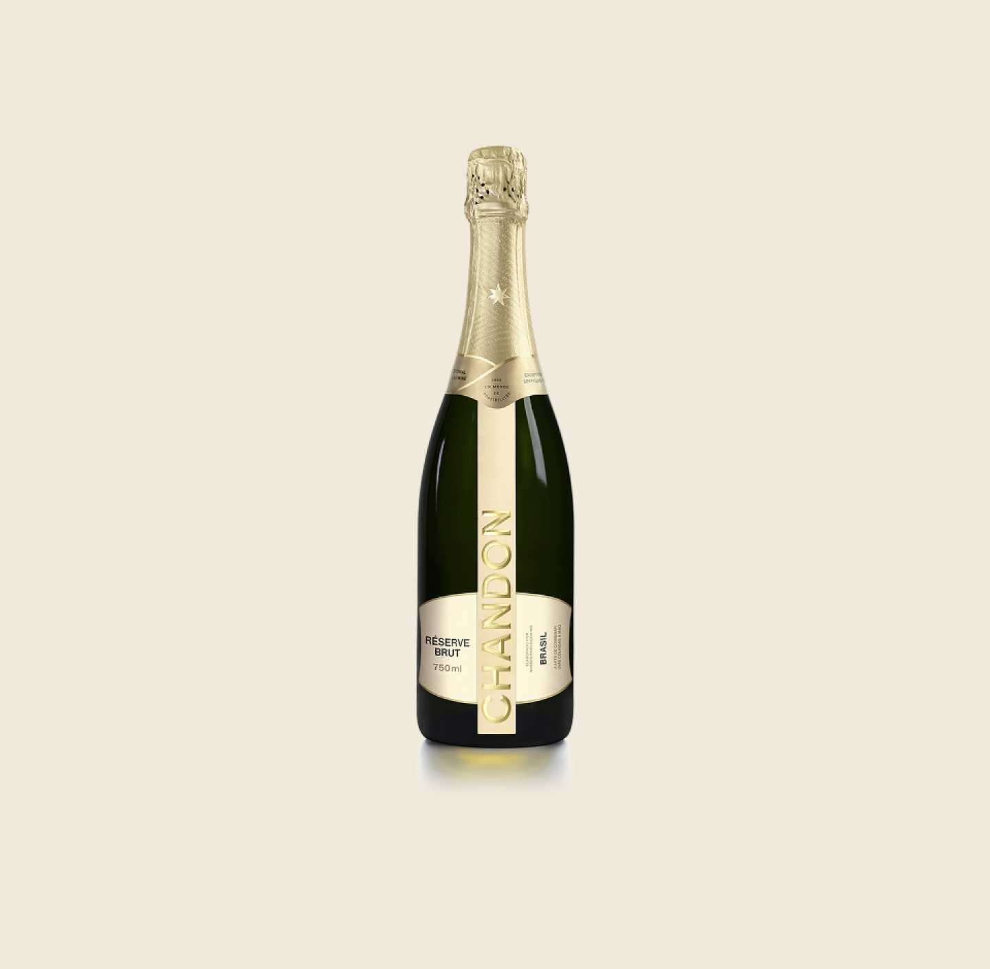Garrafa de CHANDON Réserve Brut produzida no Brasil
