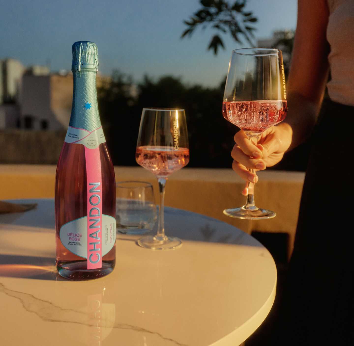 Delice-Rosé-Main-Image